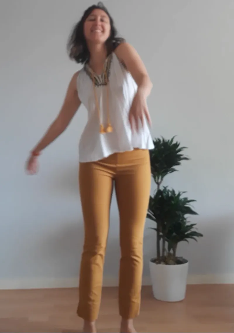 Laura Araneda - Danseuse praticienne, mouvement intuitif à Caen